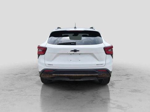 Used 2024 Chevrolet Trax ACTIV w/ Driver Confidence Package FWD image 7