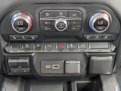 Used 2022 GMC Sierra 1500 SLT AWD/4WD image 20