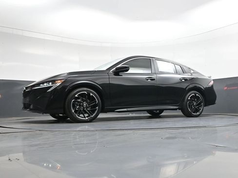 New 2026 Nissan Sentra SR FWD image 42