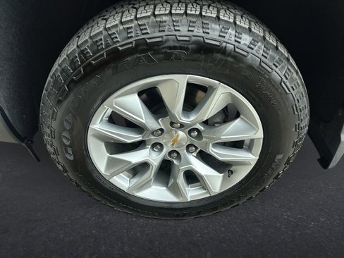New 2026 Chevrolet Silverado 1500 Custom AWD/4WD image 19