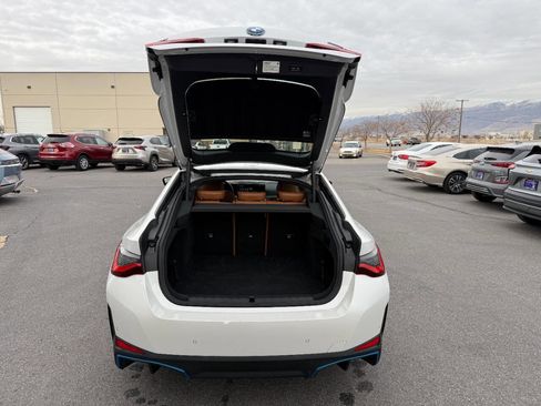 Used 2023 BMW i4 eDrive40 w/ Premium Package image 16