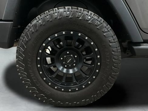 Used 2016 Jeep Wrangler Unlimited Sport w/ Quick Order Package 24S AWD/4WD image 27