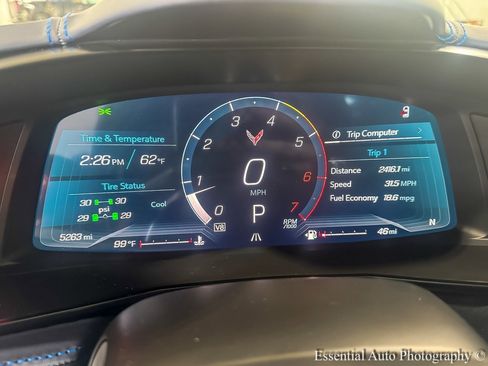 Used 2024 Chevrolet Corvette Stingray Premium Cpe w/ Z51 Performance Package image 17