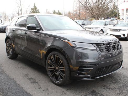 New 2026 Land Rover Range Rover Velar Dynamic SE AWD/4WD image 10