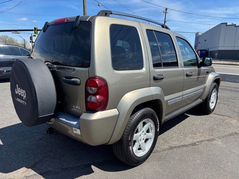 Used 2006 Jeep Liberty Limited image 5