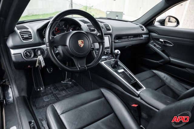 Used 2014 Porsche Cayman RWD image 2