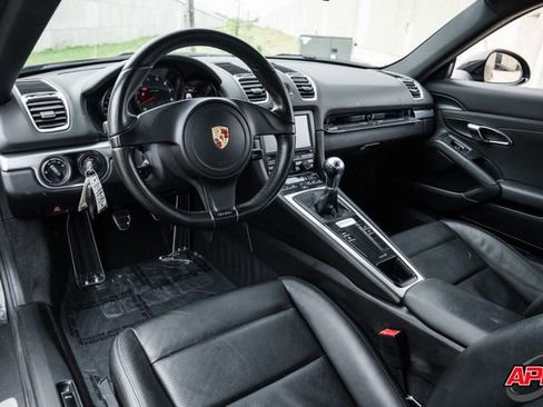 Used 2014 Porsche Cayman image 2