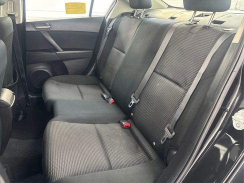 Used 2013 MAZDA MAZDA3 i Sport image 14