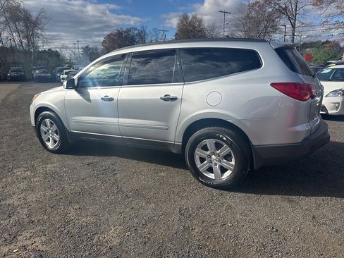 Used 2012 Chevrolet Traverse LT image 17