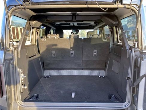 Used 2024 Ford Bronco Wildtrak image 5