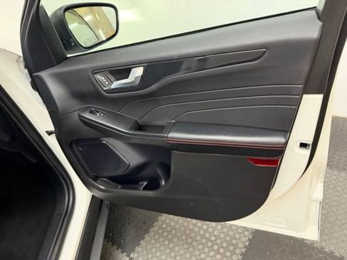 Used 2024 Ford Escape ST-Line w/ Tech Pack #1 FWD image 36
