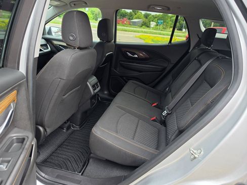 Used 2018 GMC Terrain SLE w/ Driver Convenience Package FWD image 5