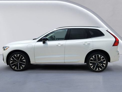 New 2026 Volvo XC60 T8 Ultra w/ Protection Package Premier AWD/4WD image 6