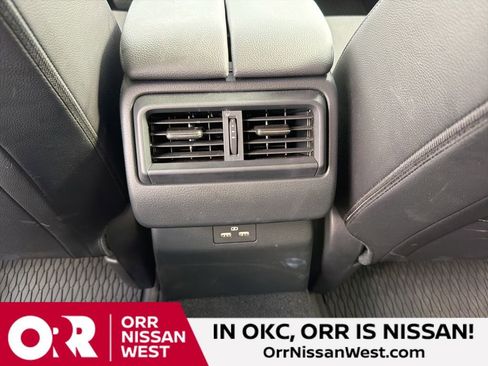 Used 2024 MAZDA CX-50 AWD 2.5 S w/ Weather Package image 17