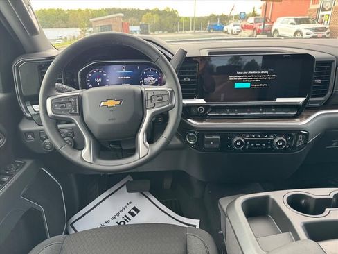 New 2026 Chevrolet Silverado 3500 LT w/ Convenience Package AWD/4WD image 10