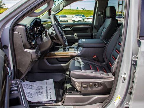 New 2025 Chevrolet Silverado 1500 RST w/ Convenience Package II AWD/4WD image 32