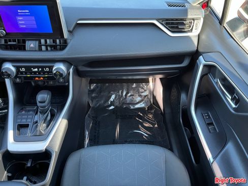 Certified 2025 Toyota RAV4 XLE AWD/4WD image 19