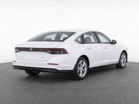 Used 2023 Honda Accord LX image 4