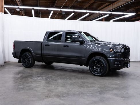 New 2026 RAM 1500 Big Horn AWD/4WD image 1