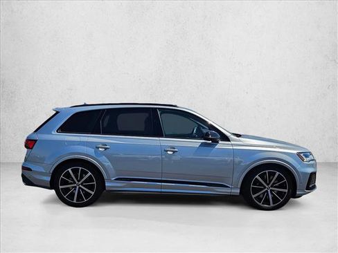 Used 2023 Audi SQ7 Prestige w/ Prestige Package AWD/4WD image 4
