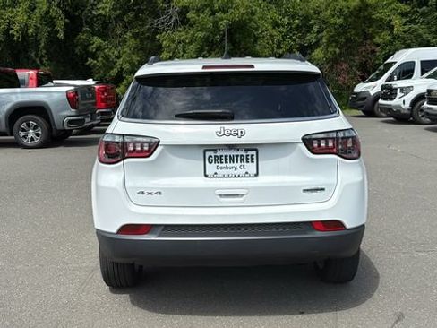 Used 2022 Jeep Compass Latitude AWD/4WD image 5