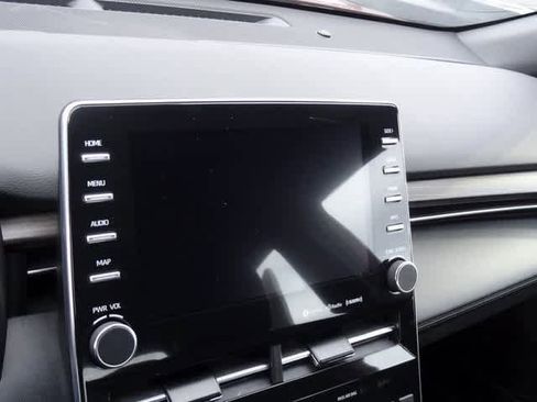 Used 2022 Toyota Avalon XLE image 20