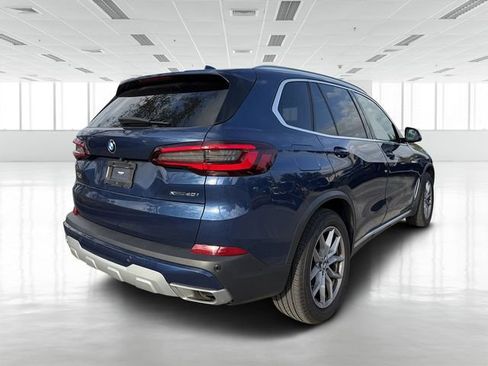 Certified 2023 BMW X5 xDrive40i w/ Premium Package image 3