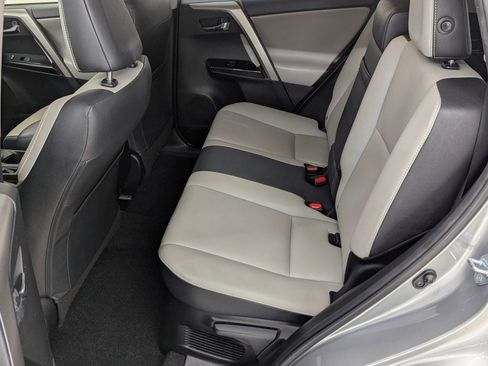 Used 2017 Toyota RAV4 Limited image 14