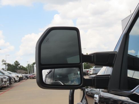 Used 2017 Ford F250 Platinum AWD/4WD image 18