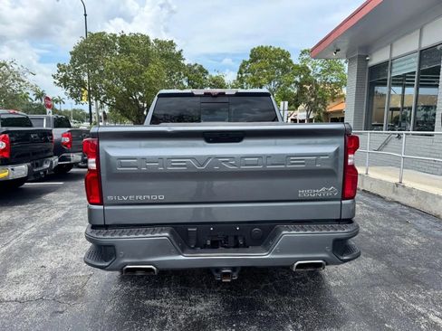 Used 2021 Chevrolet Silverado 1500 High Country w/ Technology Package AWD/4WD image 6