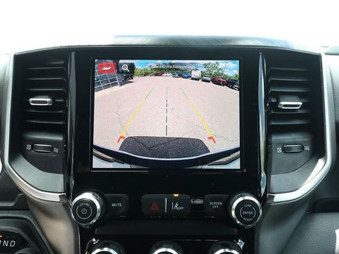 New 2026 RAM 1500 Express AWD/4WD image 17