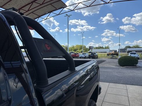 Used 2018 Chevrolet Silverado 1500 W/T w/ Black Out Edition image 33