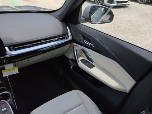 New 2026 BMW X1 xDrive28i w/ Technology Package AWD/4WD image 17