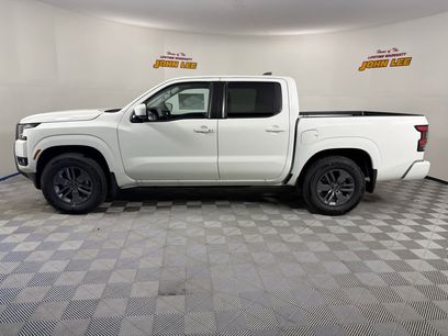 New 2025 Nissan Frontier SV w/ SV Convenience Package