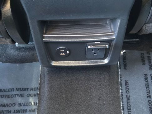 Used 2022 Ford Edge SEL w/ Convenience Package image 18