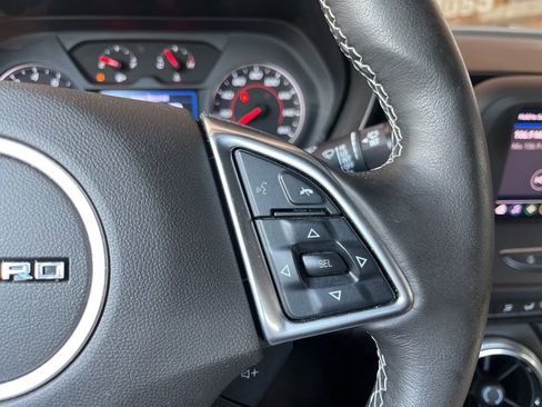 Used 2020 Chevrolet Camaro LS RWD image 25