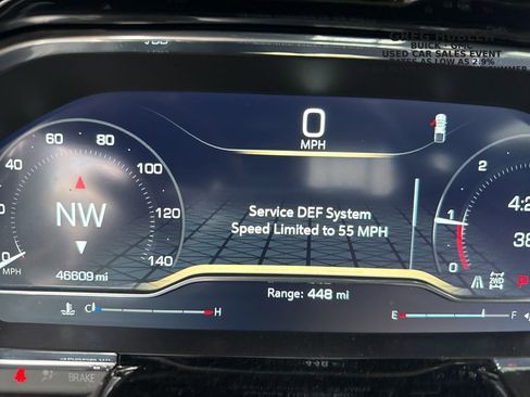 Used 2023 GMC Sierra 1500 SLT w/ SLT Premium Package image 4