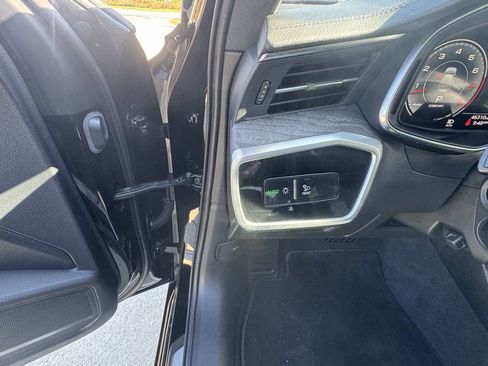 Used 2024 Audi A6 Premium Plus image 17