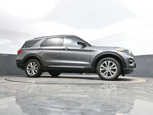Used 2023 Ford Explorer Limited image 56