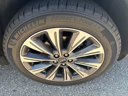 Used 2022 Lincoln Corsair Reserve w/ Equipment Group 201A AWD/4WD image 8