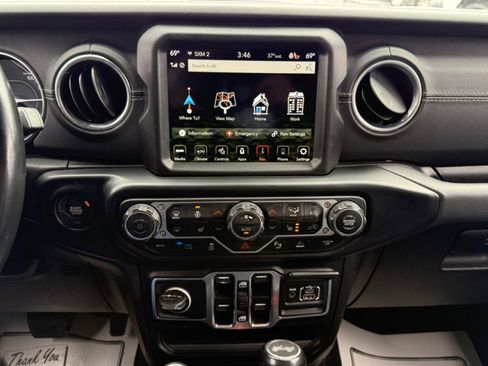 Used 2021 Jeep Wrangler Unlimited Sahara w/ Cold Weather Group AWD/4WD image 12