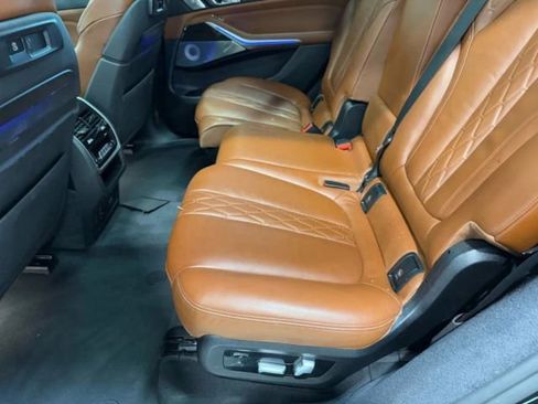 Used 2019 BMW X7 xDrive50i w/ Dynamic Handling Package AWD/4WD image 24