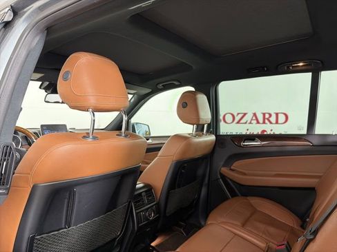 Used 2019 Mercedes-Benz GLS 450 4MATIC image 14
