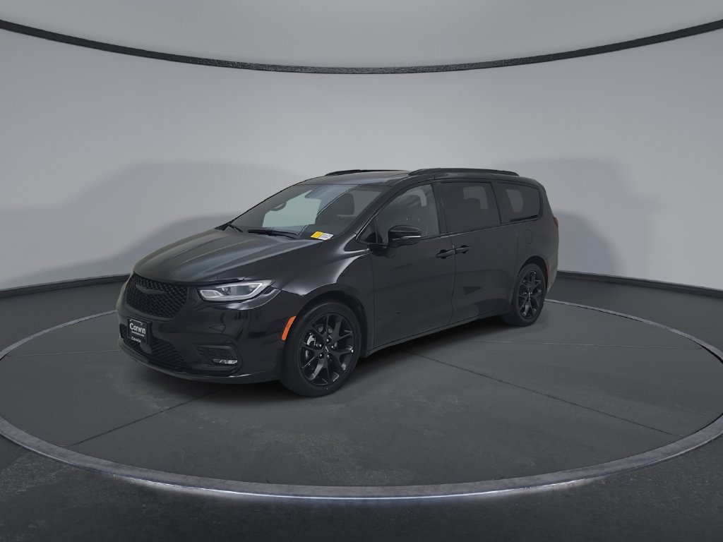 Certified 2025 Chrysler Pacifica Limited FWD image 8