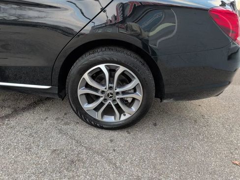 Used 2018 Mercedes-Benz C 300 4MATIC Sedan w/ Premium Package image 10