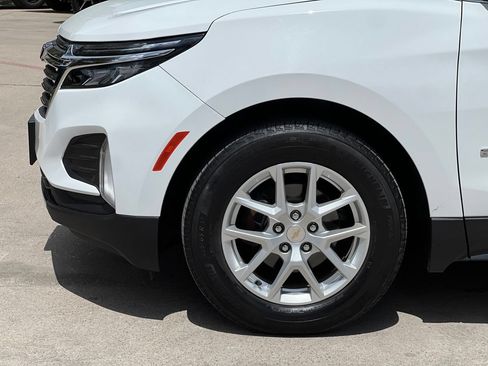 Used 2023 Chevrolet Equinox LT FWD image 24