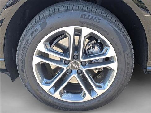 Used 2025 Audi Q5 Premium Plus w/ Premium Plus image 10