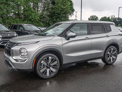 New 2025 Mitsubishi Outlander AWD