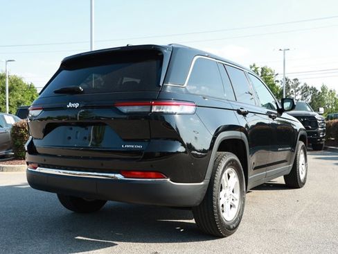 Used 2024 Jeep Grand Cherokee Laredo RWD image 6