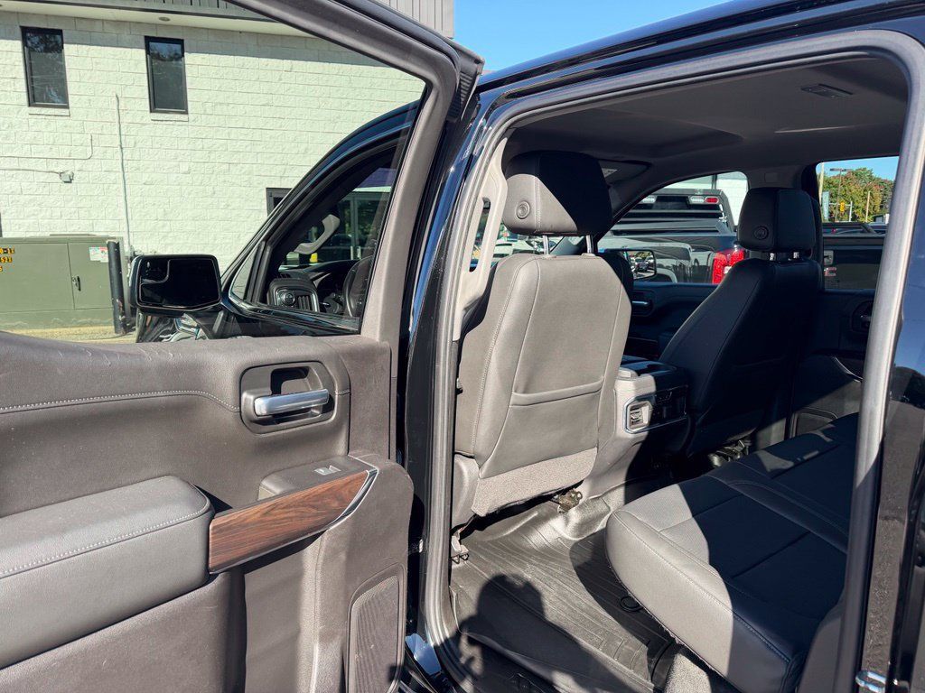 Used 2020 GMC Sierra 1500 SLT w/ SLT Convenience Package AWD/4WD image 13